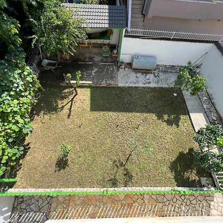 Villa Sokoli, Enjoy Sunset At This Spacious Apartment Tirana Eksteriør billede