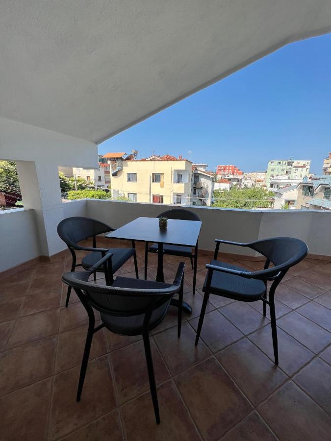 Villa Sokoli, Enjoy Sunset At This Spacious Apartment Tirana Eksteriør billede